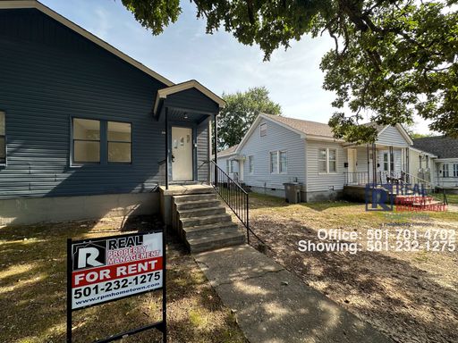 Nice Duplex In The Middle Of Town!! – photo 1