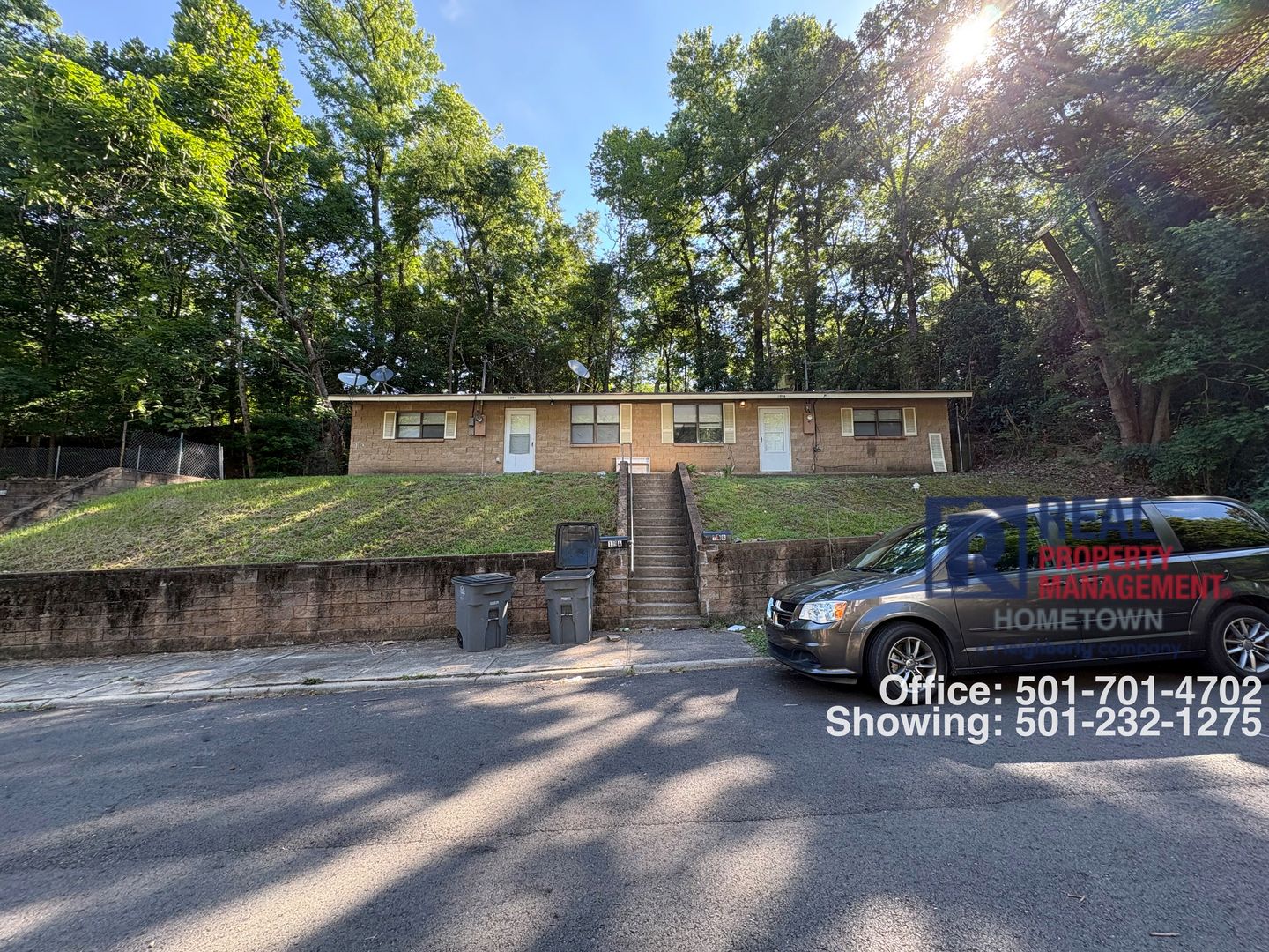 Hot Springs Apartment: 109 Charles Street