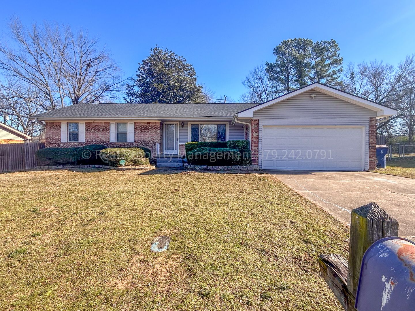 Fort Smith House: 1901 S 72nd Street