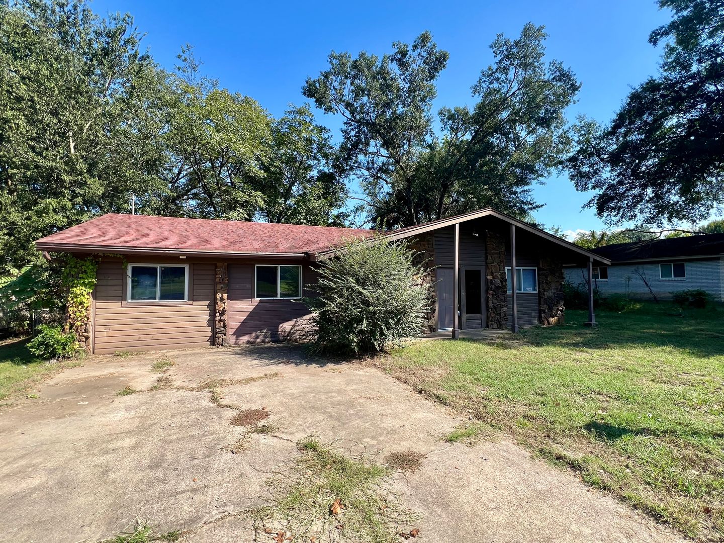 Barling House: 708 8th Street