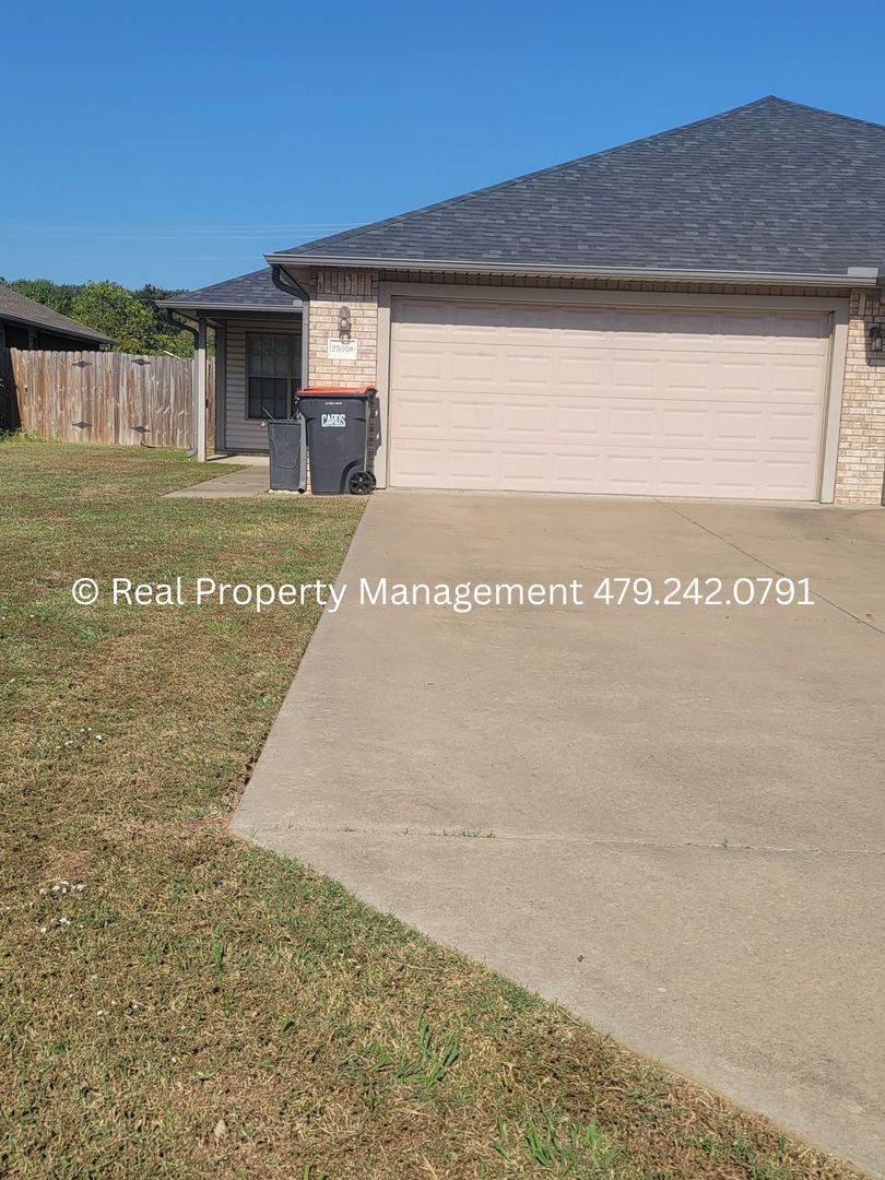 Van Buren House: 2500 Dora Road