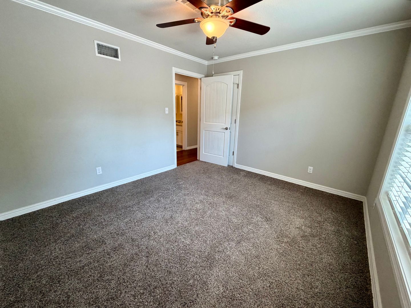 Gallery Image 25