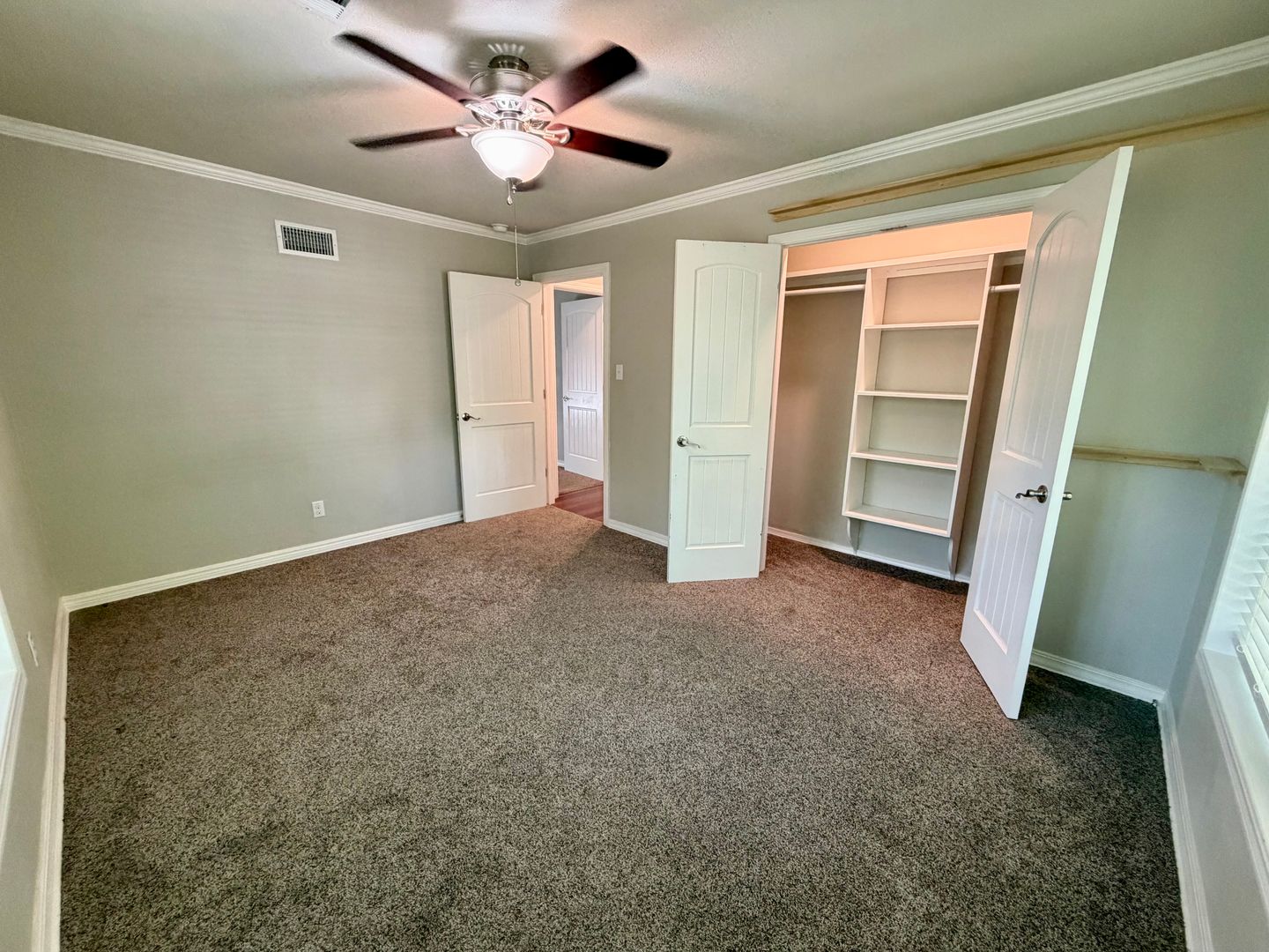 Gallery Image 35