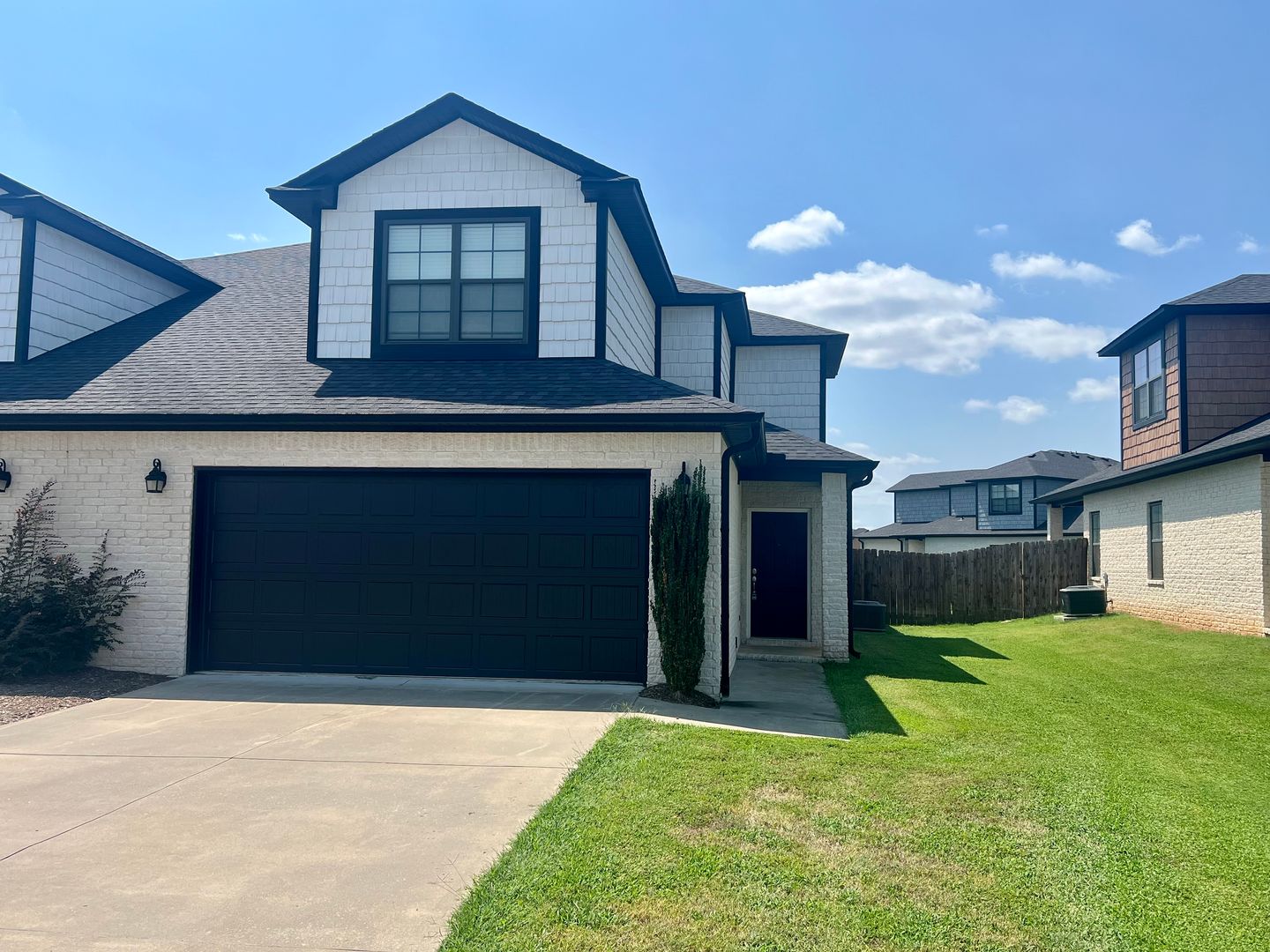 Fort Smith House: 9916 Landry Drive
