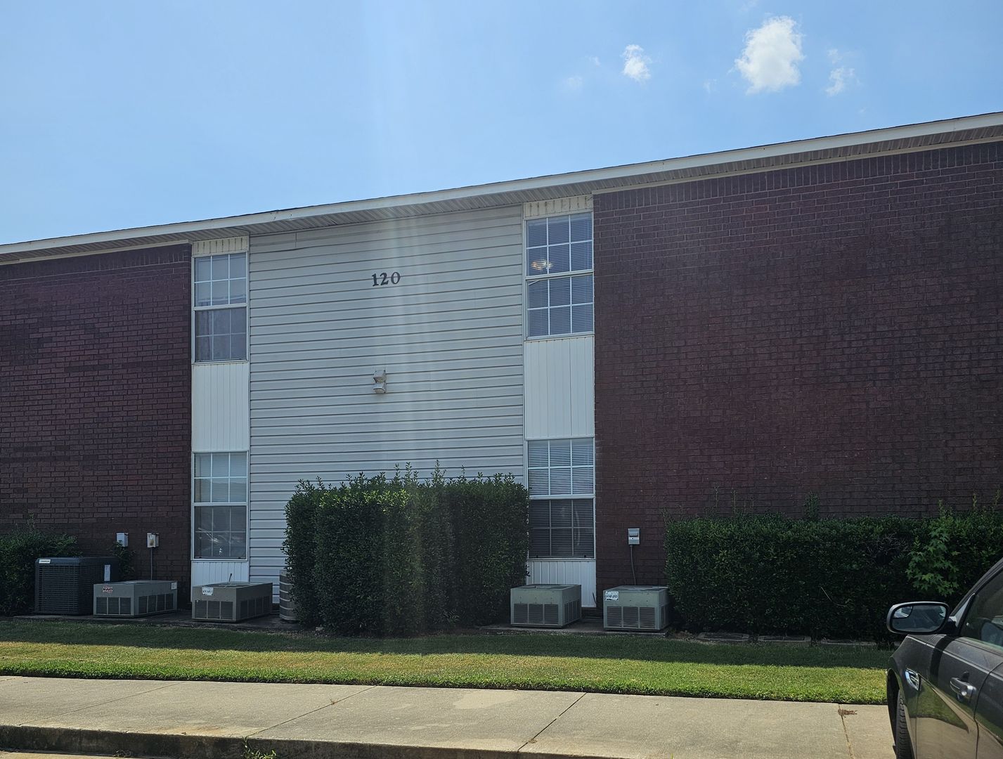 Van Buren Apartment: 51 Cedar Creek Court