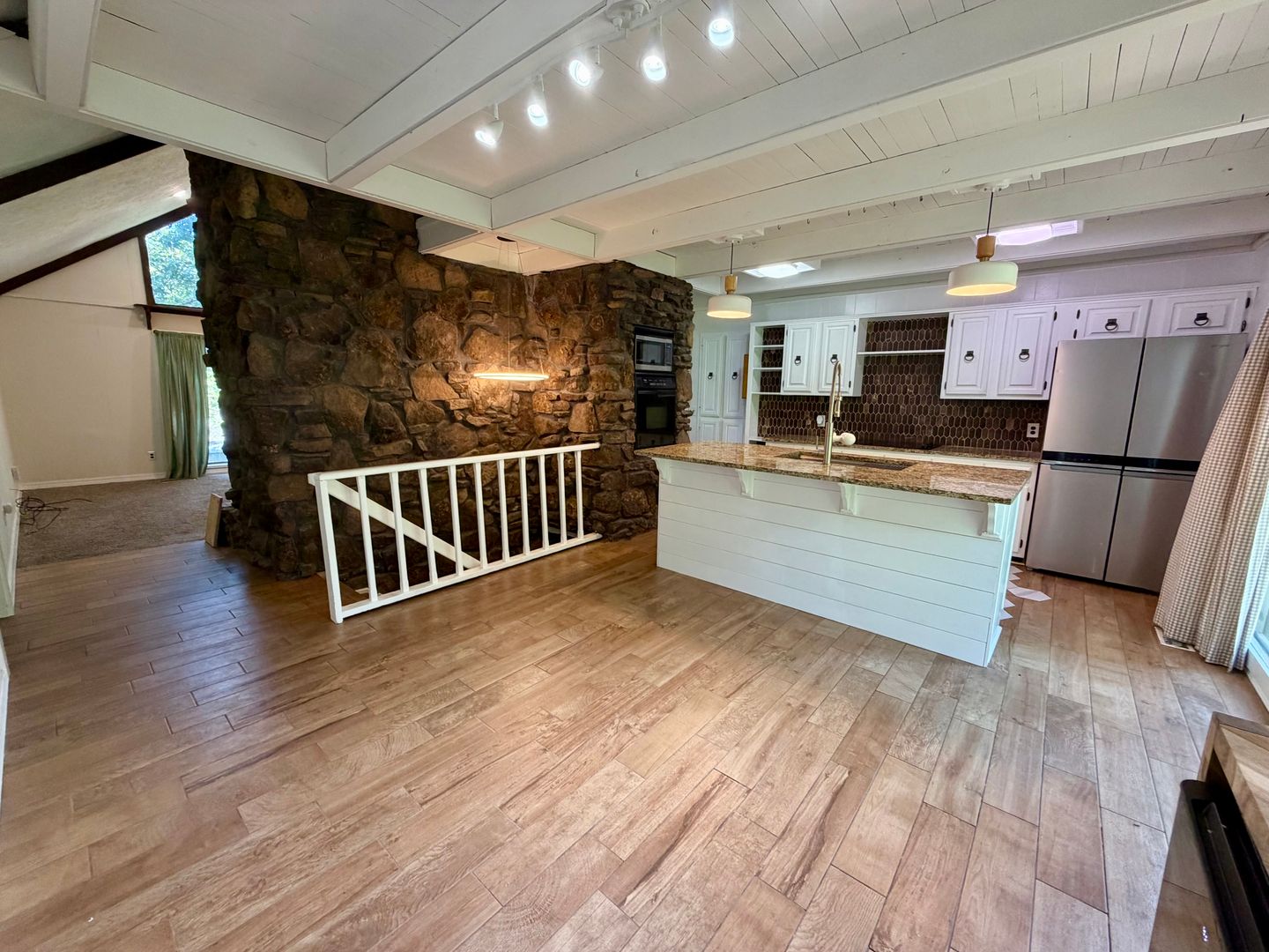 Gallery Image 7
