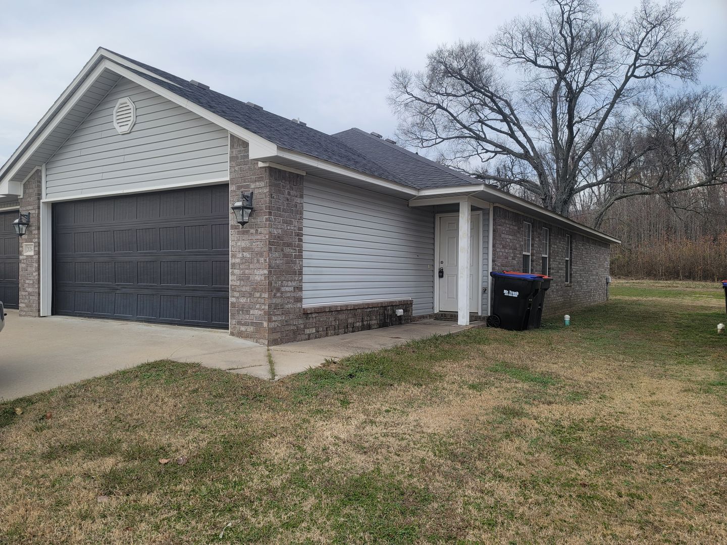 Alma House: 2020 Ingalls Lane