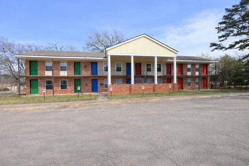 Upstairs 2 Bed 1 Bath Apartment