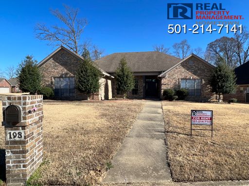Gorgeous 4-Bedroom 2-Bath Home For Rent in Maumelle!