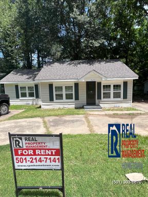 Coming soon 3-Bed, 2 Bath! – photo 1