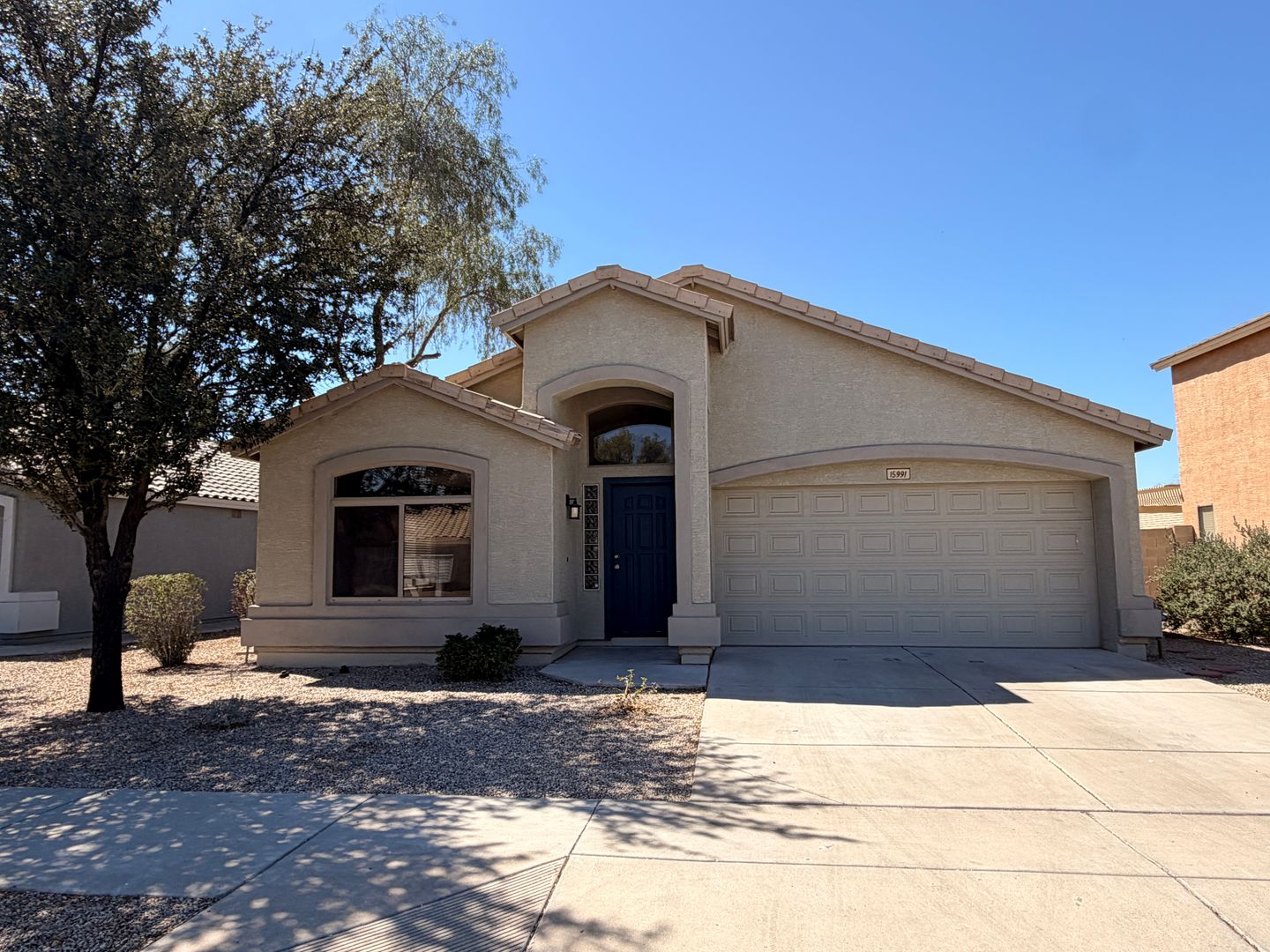 Goodyear House: 15991 W Moreland St