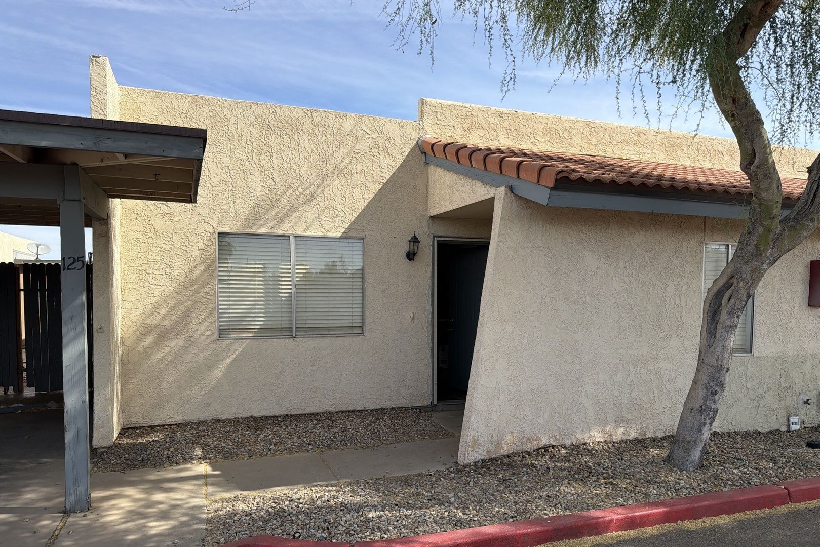 Glendale Apartment: 6527 - 6541 N 67th Ave