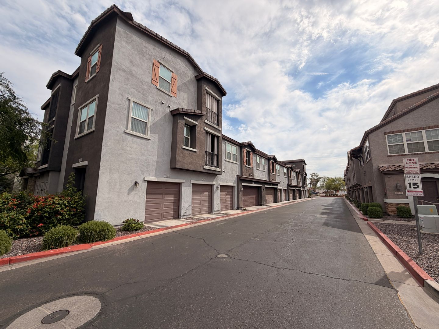 Phoenix House: 2348 E Huntington Dr