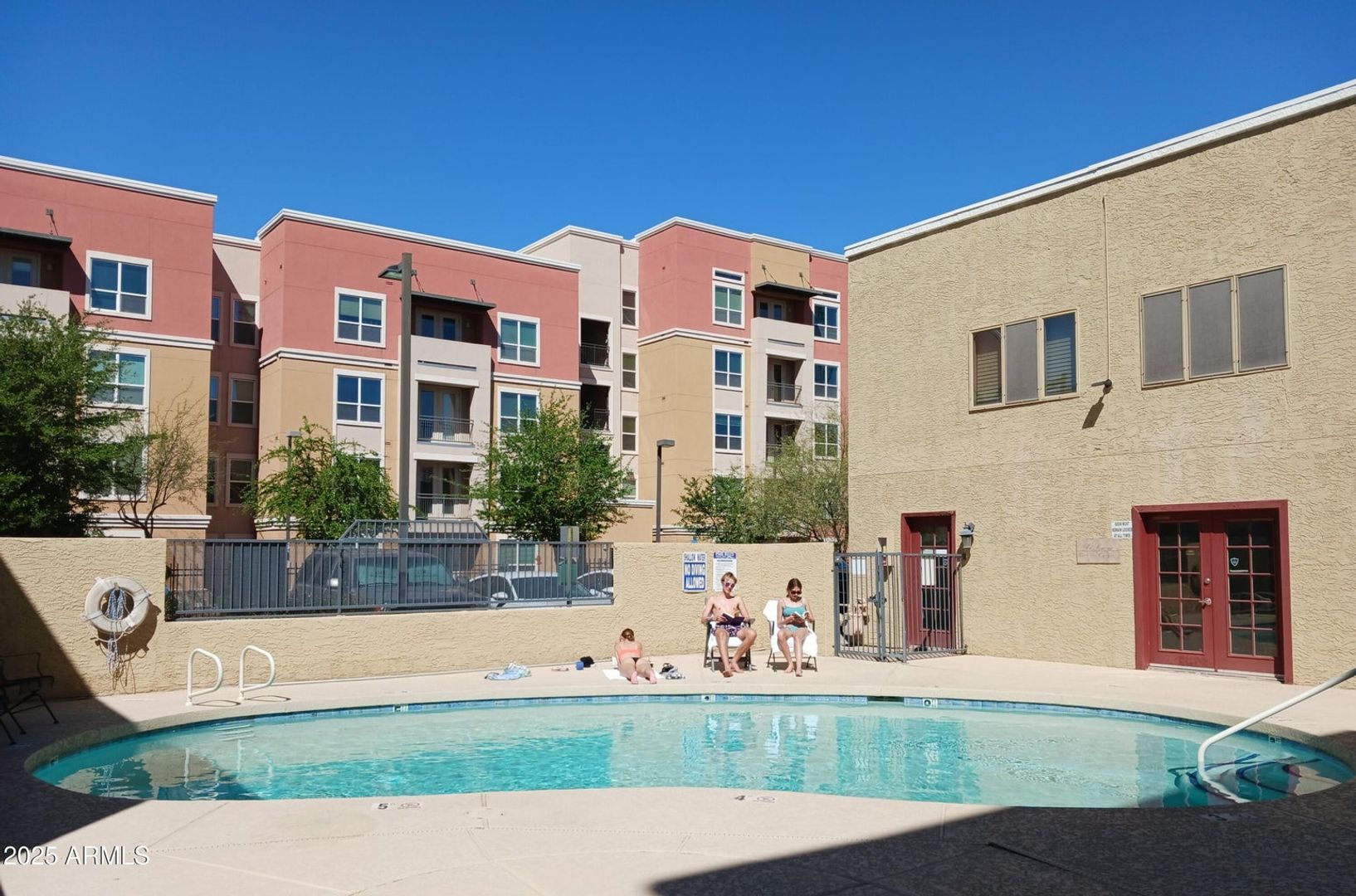 Tempe Condo: 1014 E Spence Ave #101