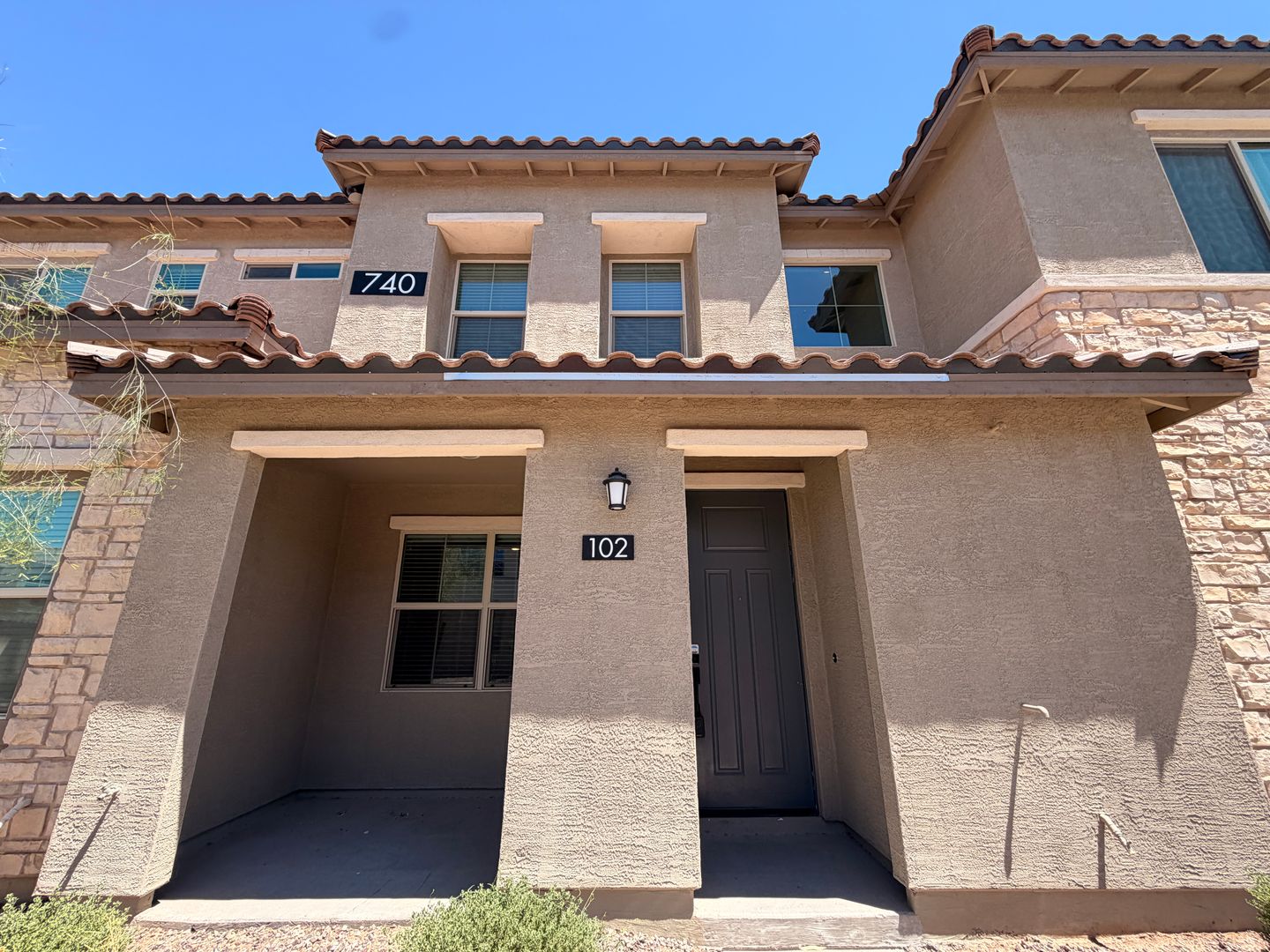 Gilbert Townhome: 740 E Lark St, Unit 102