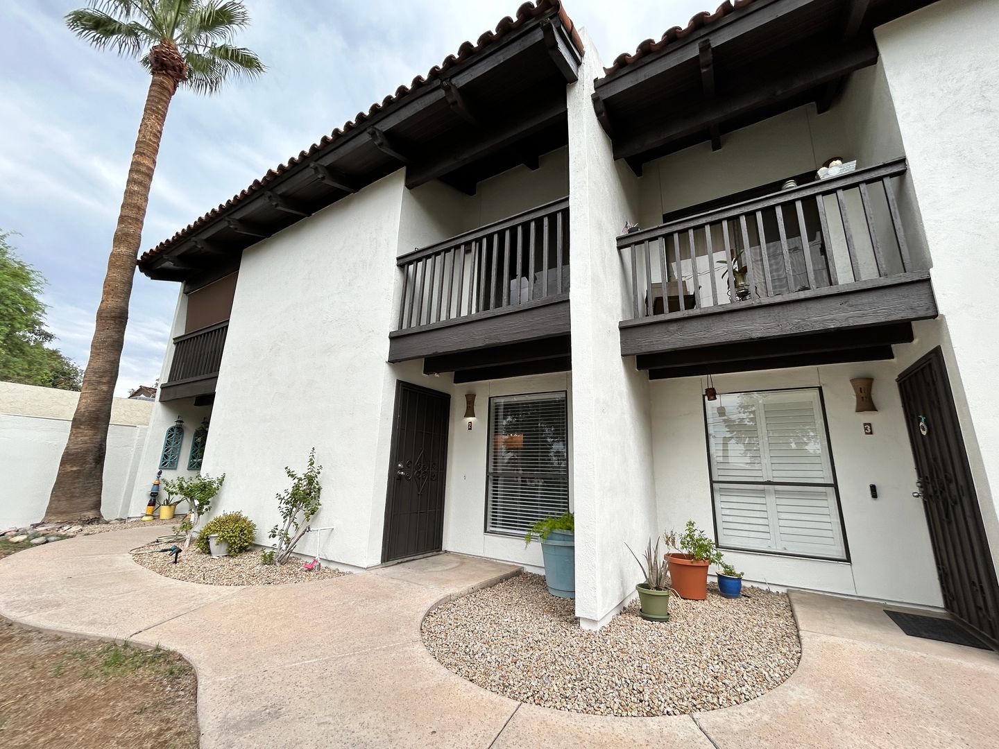 Phoenix Townhome: 1702 E Ocotillo Rd Unit 2