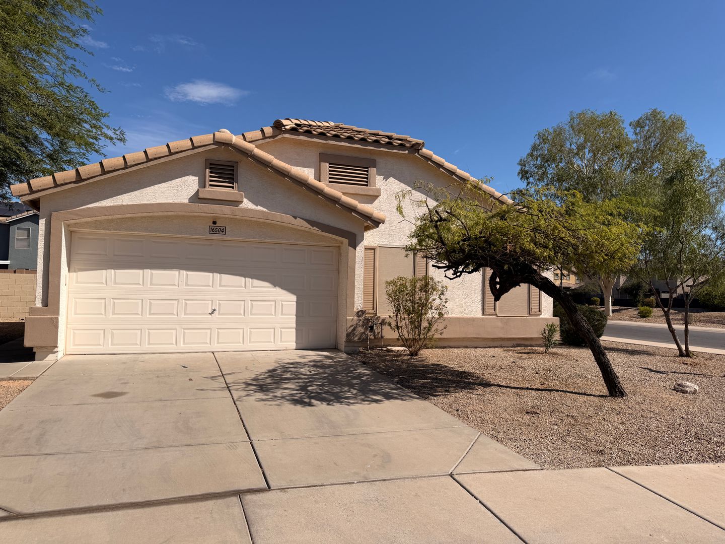 Goodyear House: 16504 W Moreland St