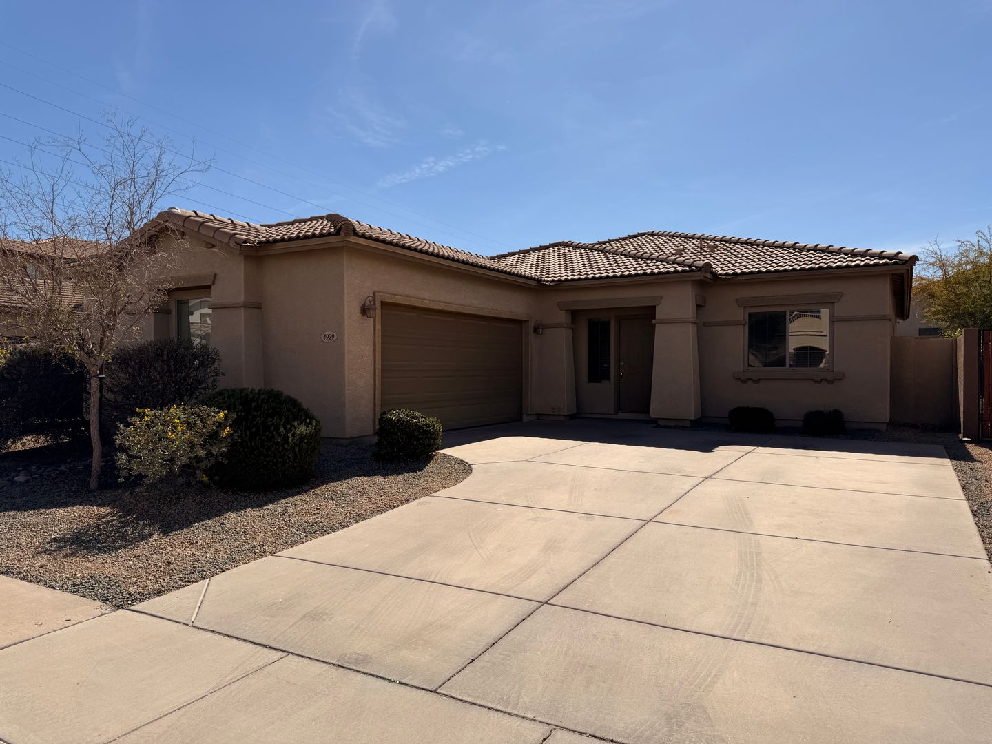 Laveen House: 4929 W Fawn Dr