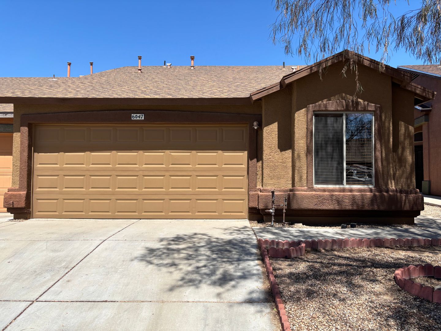 Tucson House: 6047 S Avenida Las Monjas
