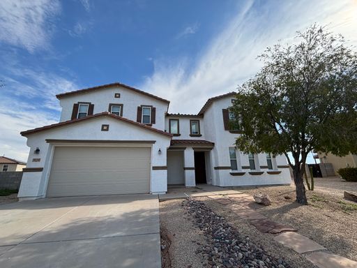 Beautiful & Spacious 4-Bed, 2.5-Bath with POOL!! – photo 1