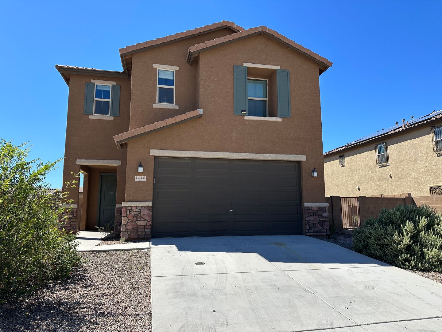 Tucson House: 1445 W Locke Dr