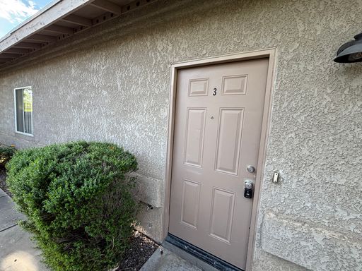 2-Bedroom / 2-Bath Near the University of Arizona | Approx. 10-Minute Bike Ride to Campus | Private Yard – photo 1