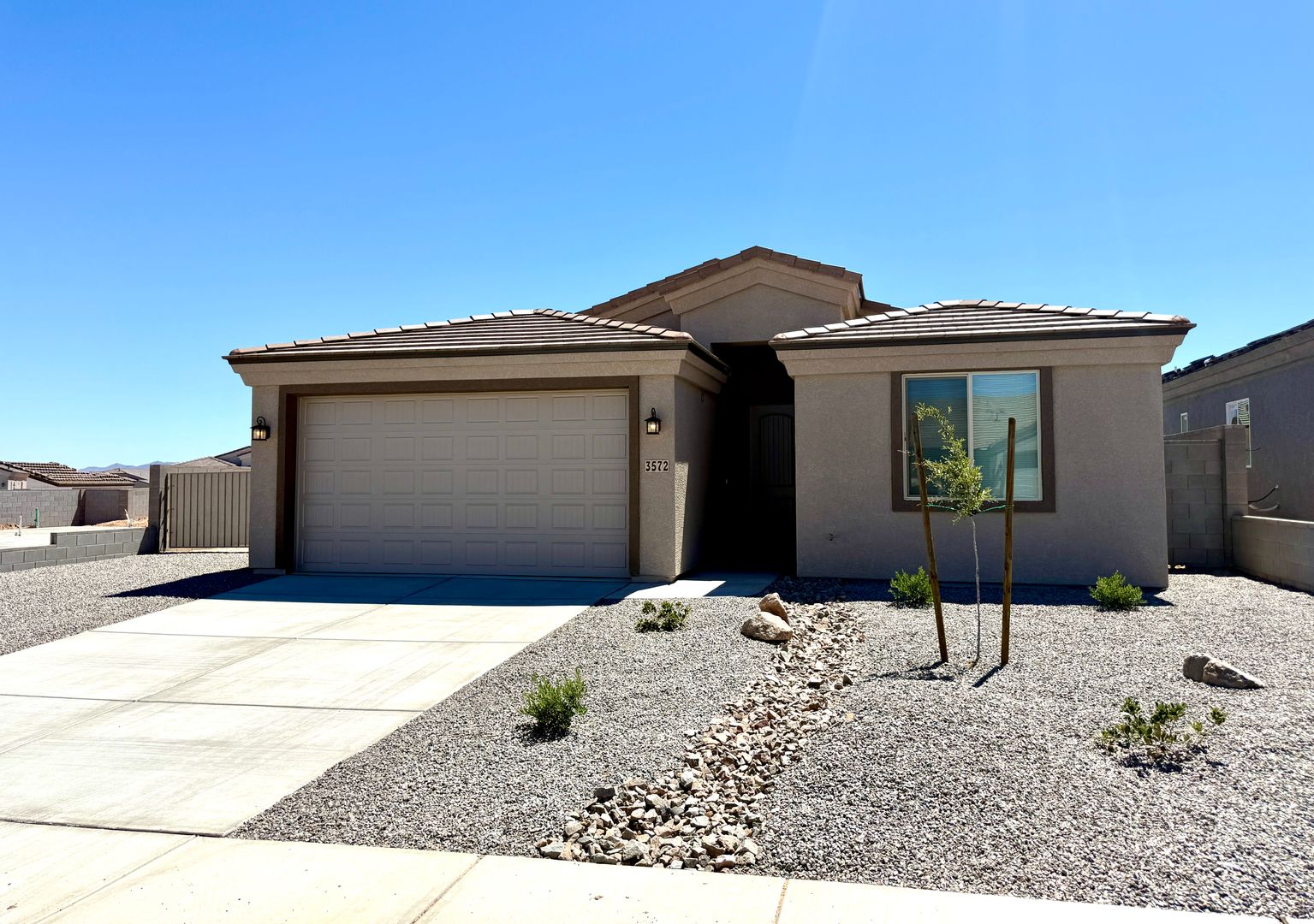 Kingman House: 3572 Charleston Loop