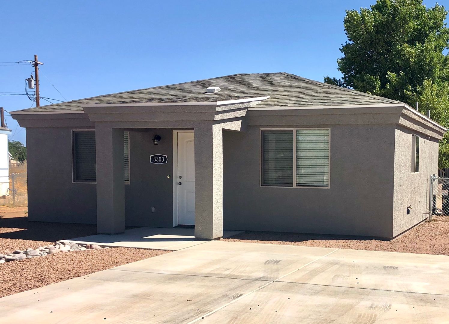 Kingman House: 3303 E Devlin Ave