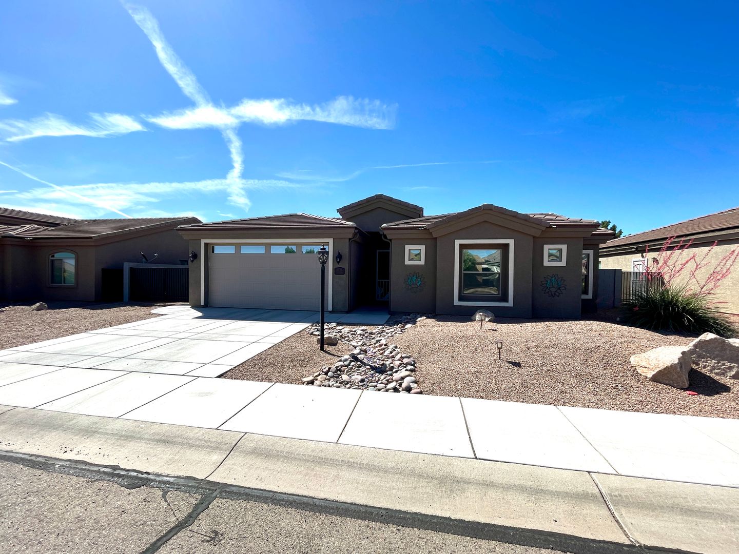 Kingman House: 2448 Cliff Rose Way