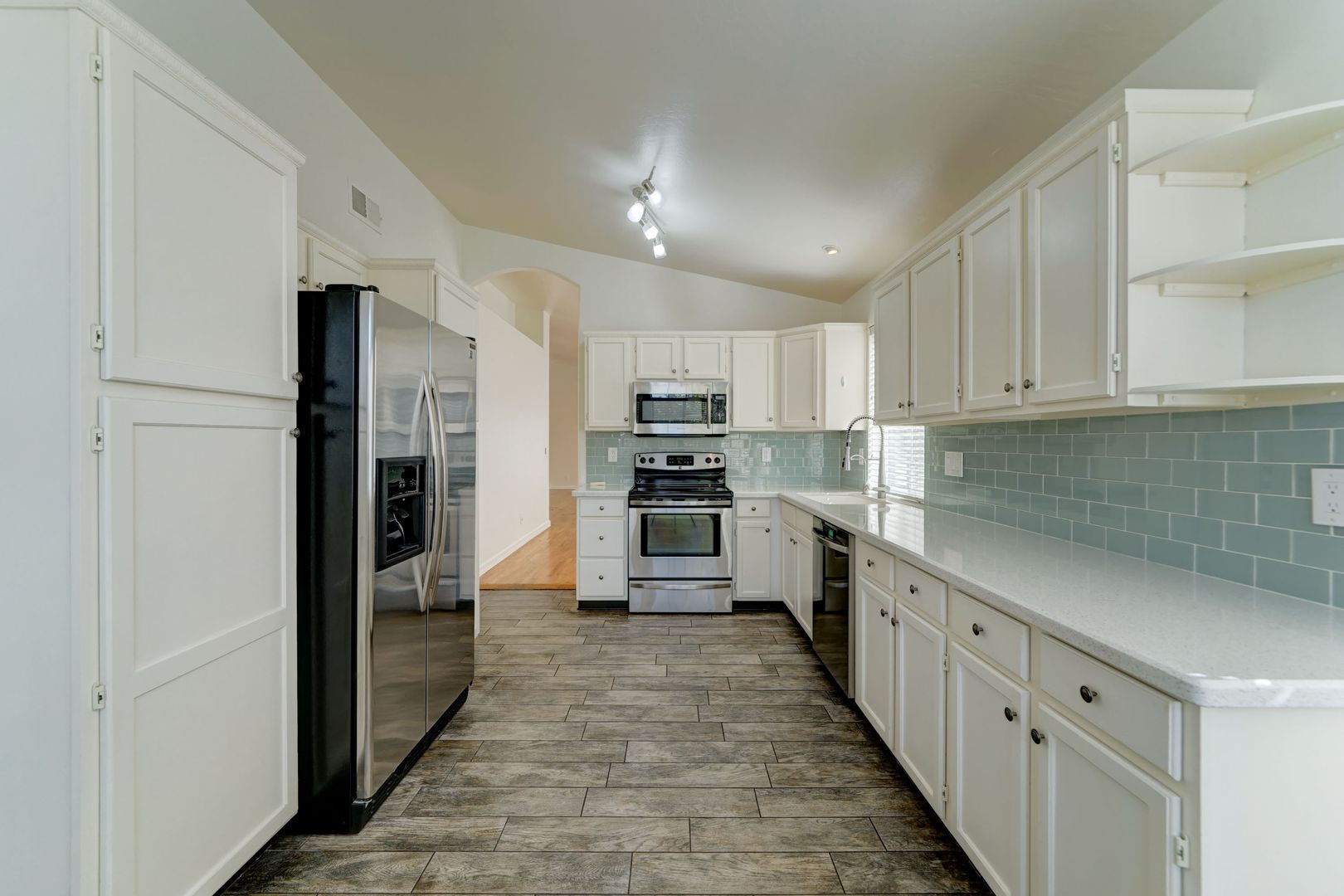 2014 E. Glenhaven Drive 11 of 12