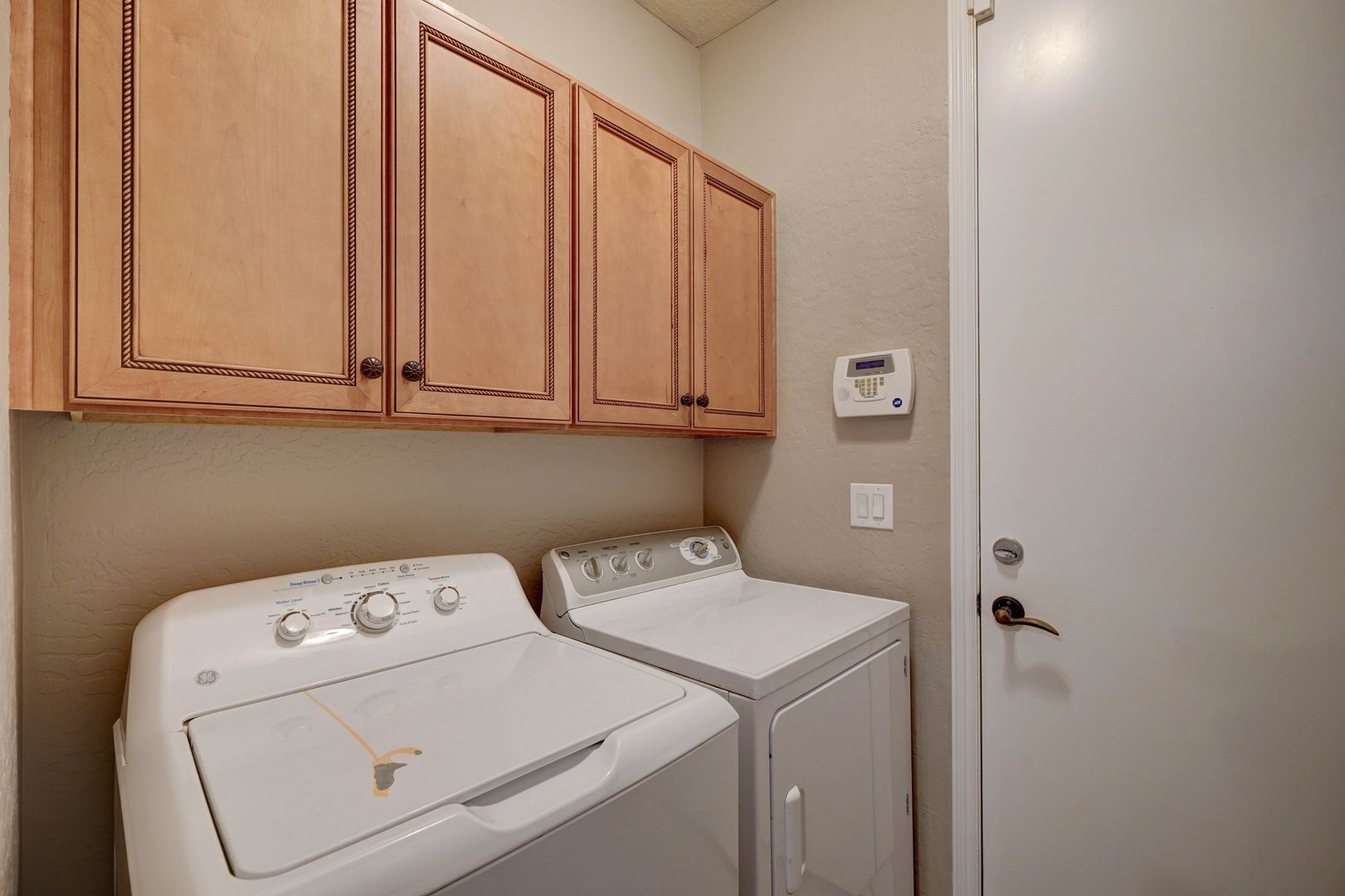 Laundry room at 6415 S. 49th Glen