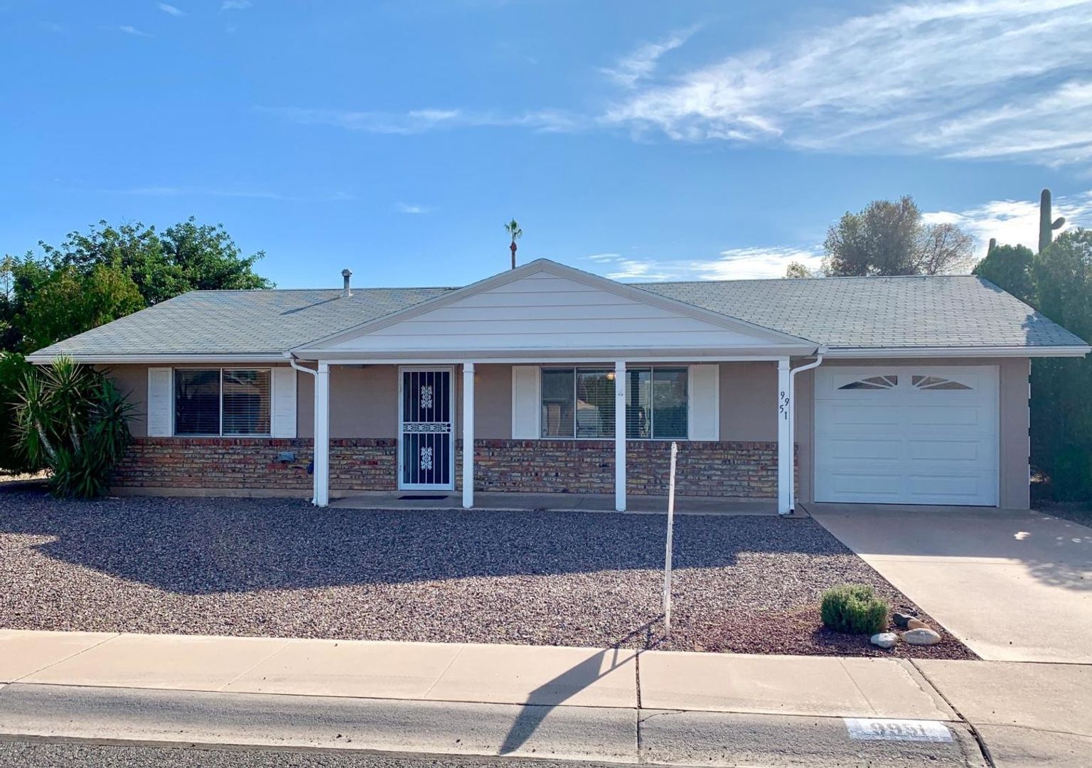 Sun City House: 9951 W Clair Dr