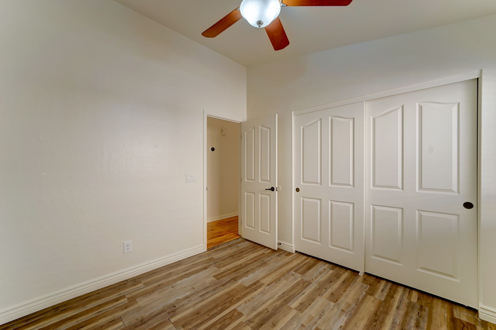 2014 E. Glenhaven Drive 22 of 33