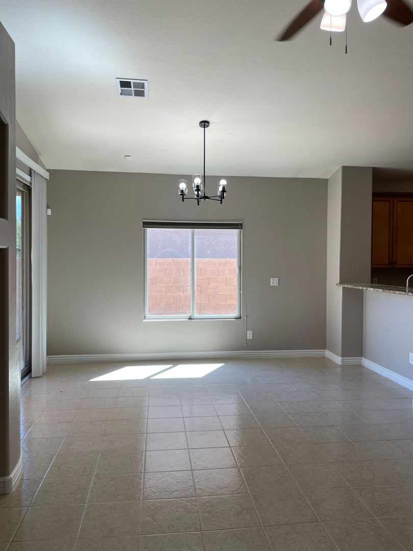 6415 S. 49th Glen 4 of 12