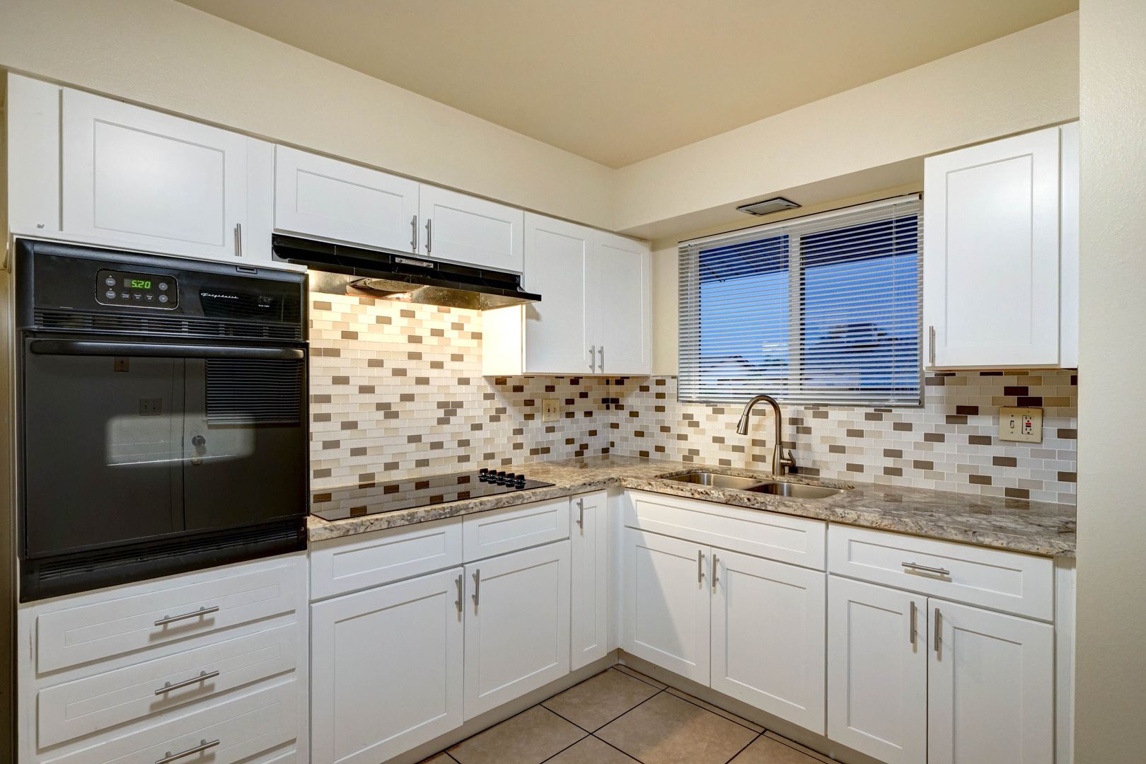 Sun City House: 9951 W Clair Dr