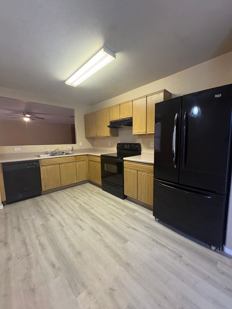 El Mirage House: 12478 N. Pablo Street