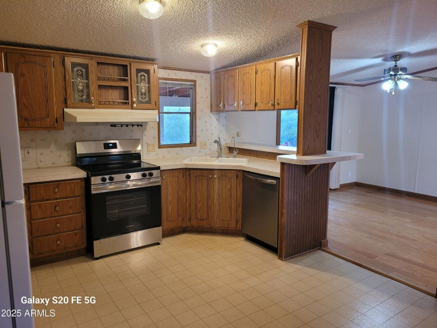 New River House: 44410 N. 14th Street