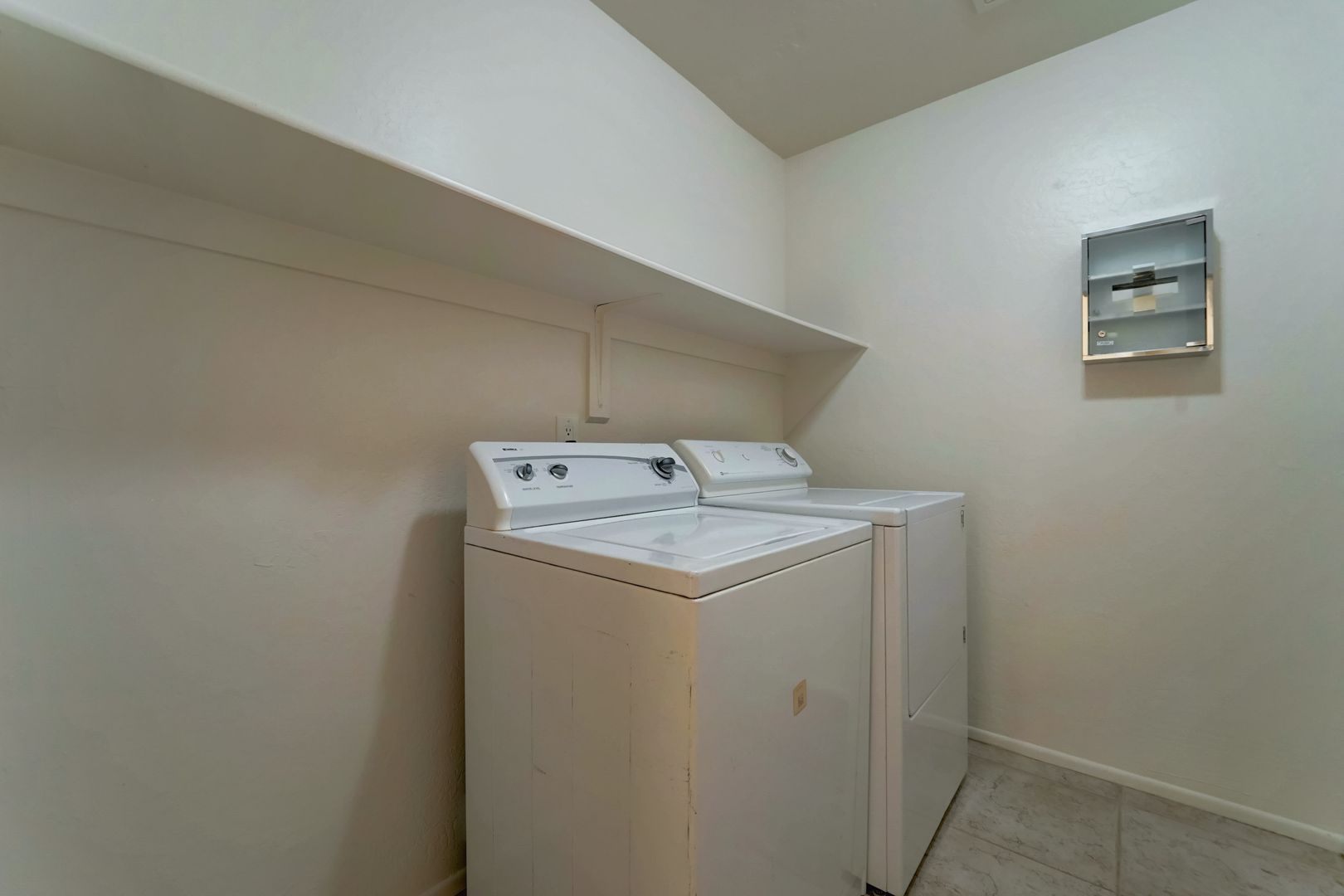 Laundry room at 2014 E. Glenhaven Drive