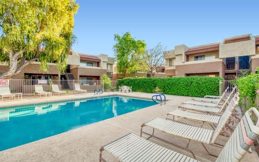 Come Tour! Cozy 2 Bedroom Condo – photo 1