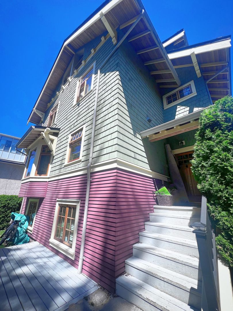 Vancouver,  BC V6K 1S5 House: 2356 West 5th Avenue