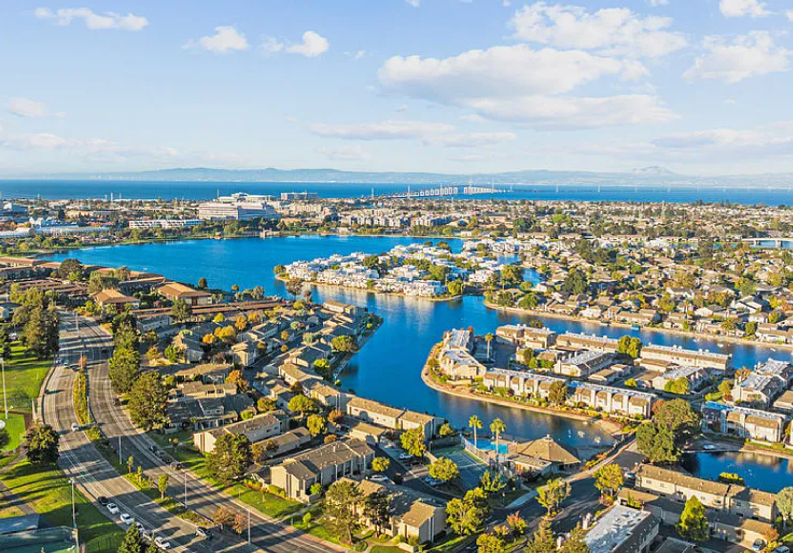 Foster City Townhome: 822 Juno