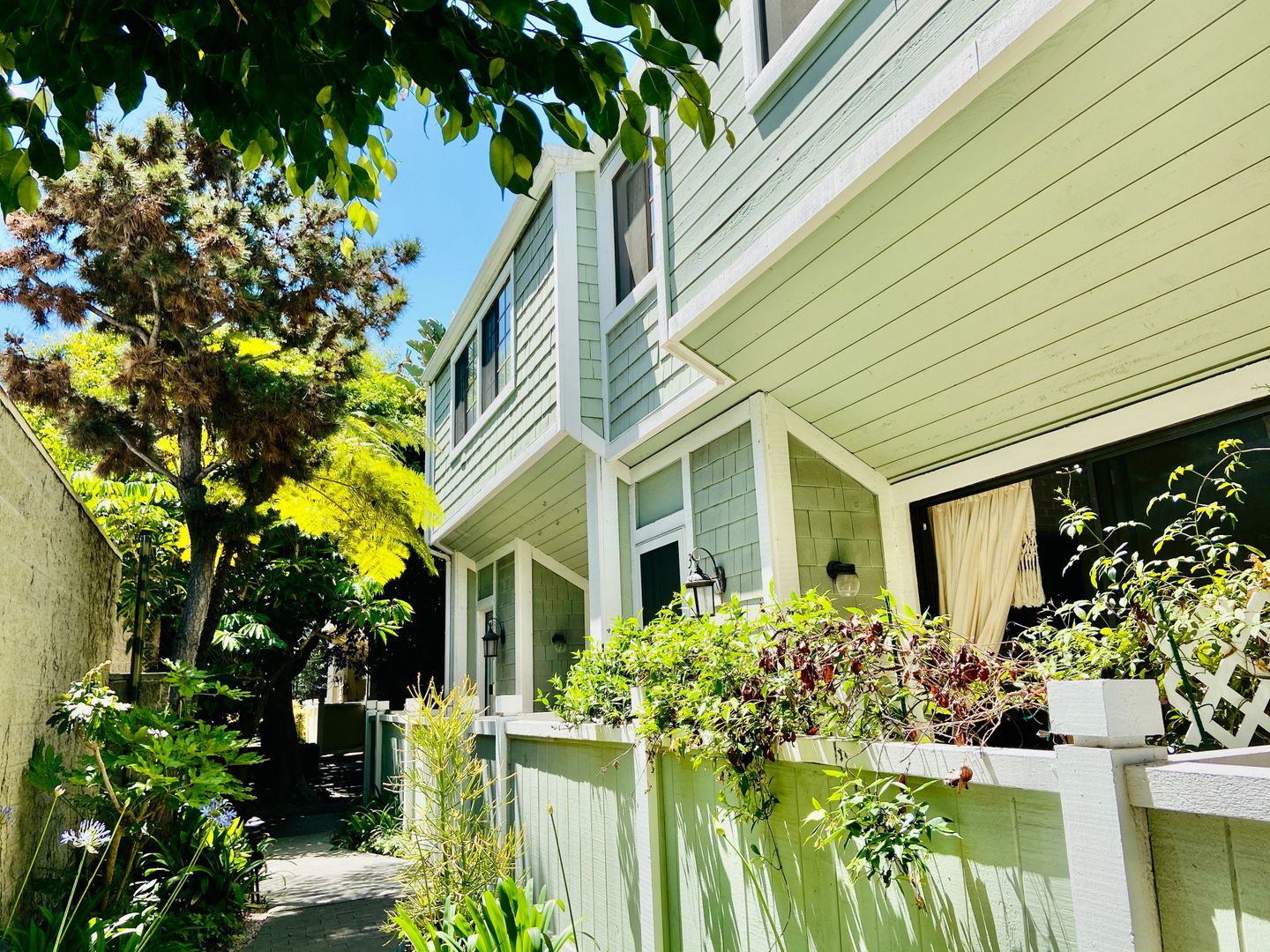 Marina Del Rey Townhome: 3616 Via Dolce