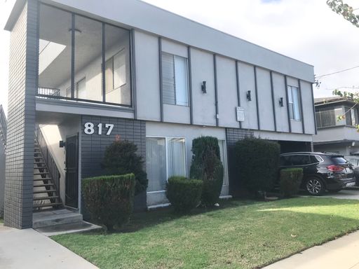 Fully Remodeled Spacious 1 Bedroom Apartment Ready for Move In! – photo 1