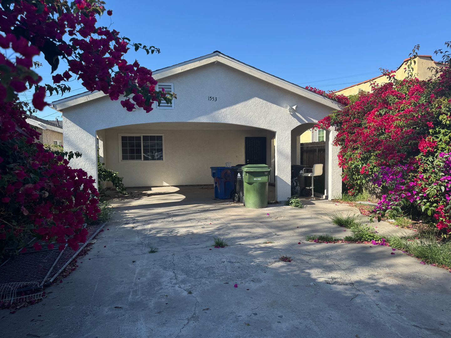 Los Angeles House: 1553 W 58th Place