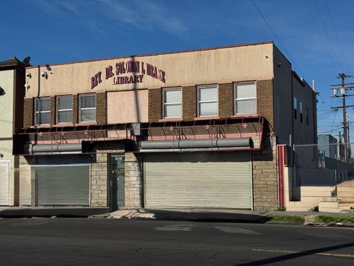 Commercial Space -2,044sq ft – photo 1
