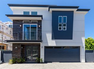 Redondo Beach House: 205 S Irena Ave