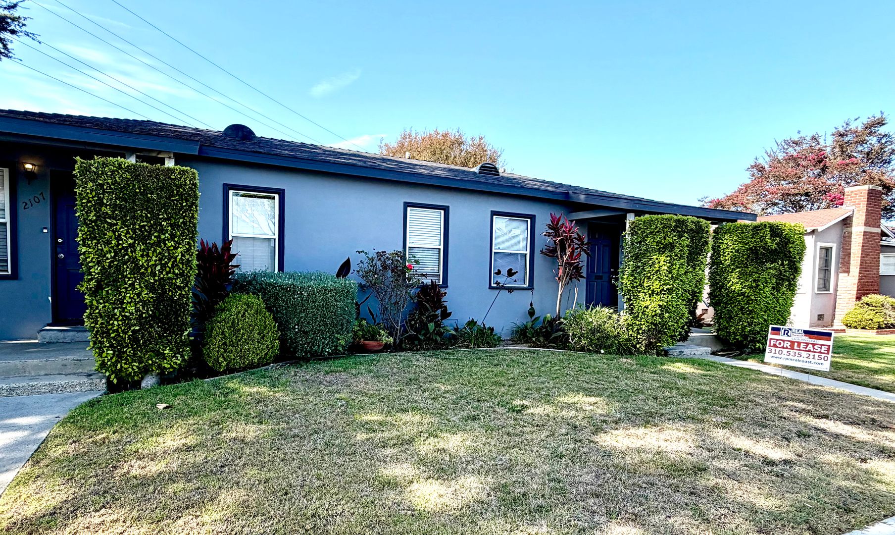 Torrance House: 2105 W Carson St