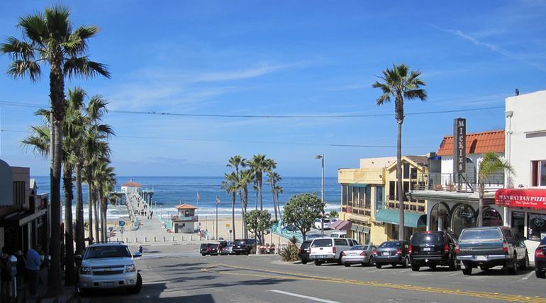 Manhattan Beach House: 737 Center Place