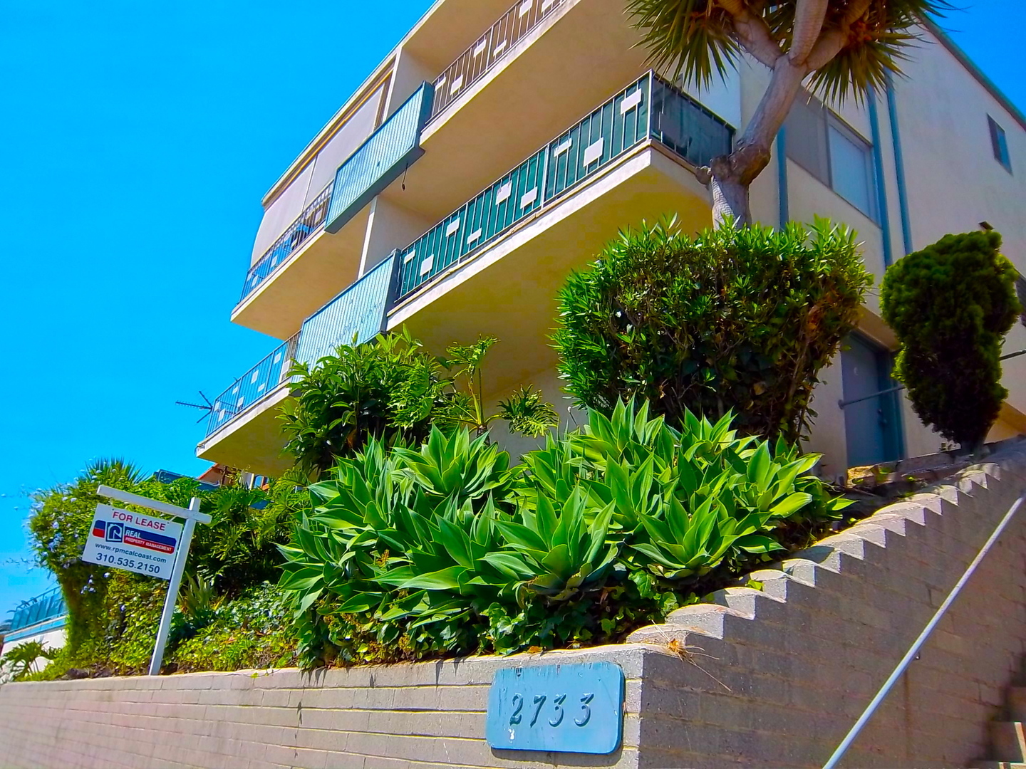 San Pedro Apartment: 2733 S. Gaffey St.