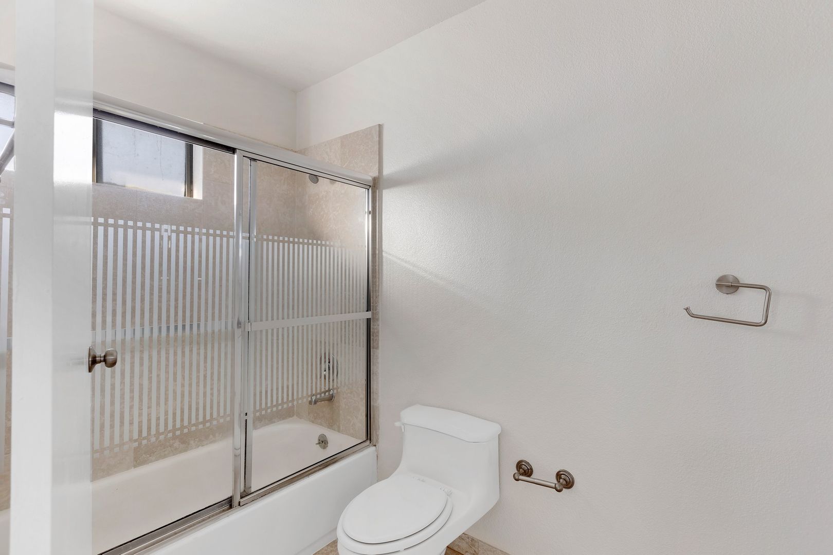 Tarzana House: 5137 Chimineas Ave.